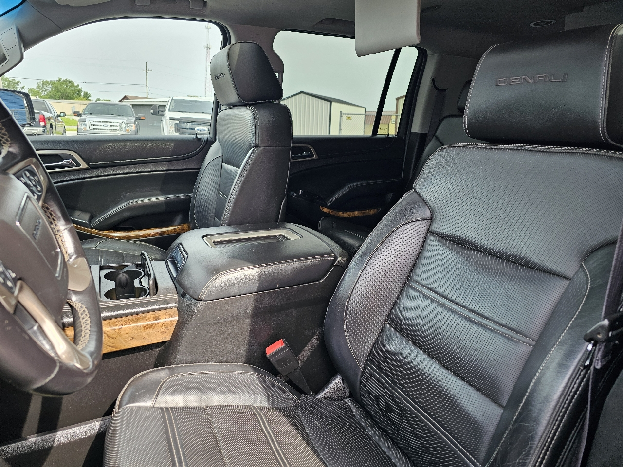 GMC Yukon XL 4WD 4dr Denali 2015