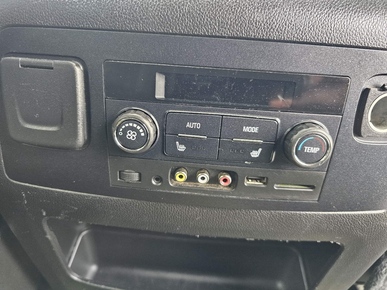 GMC Yukon XL 4WD 4dr Denali 2015
