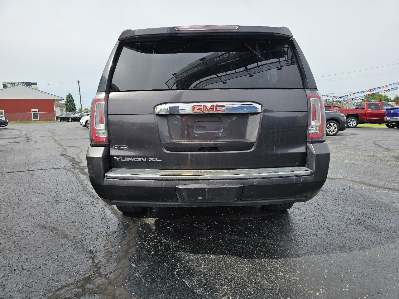 GMC Yukon XL 4WD 4dr Denali 2015