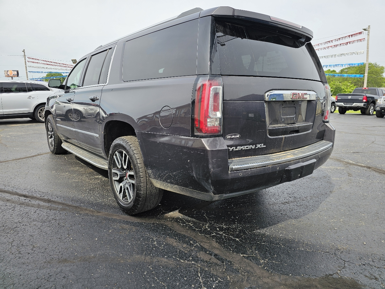 GMC Yukon XL 4WD 4dr Denali 2015