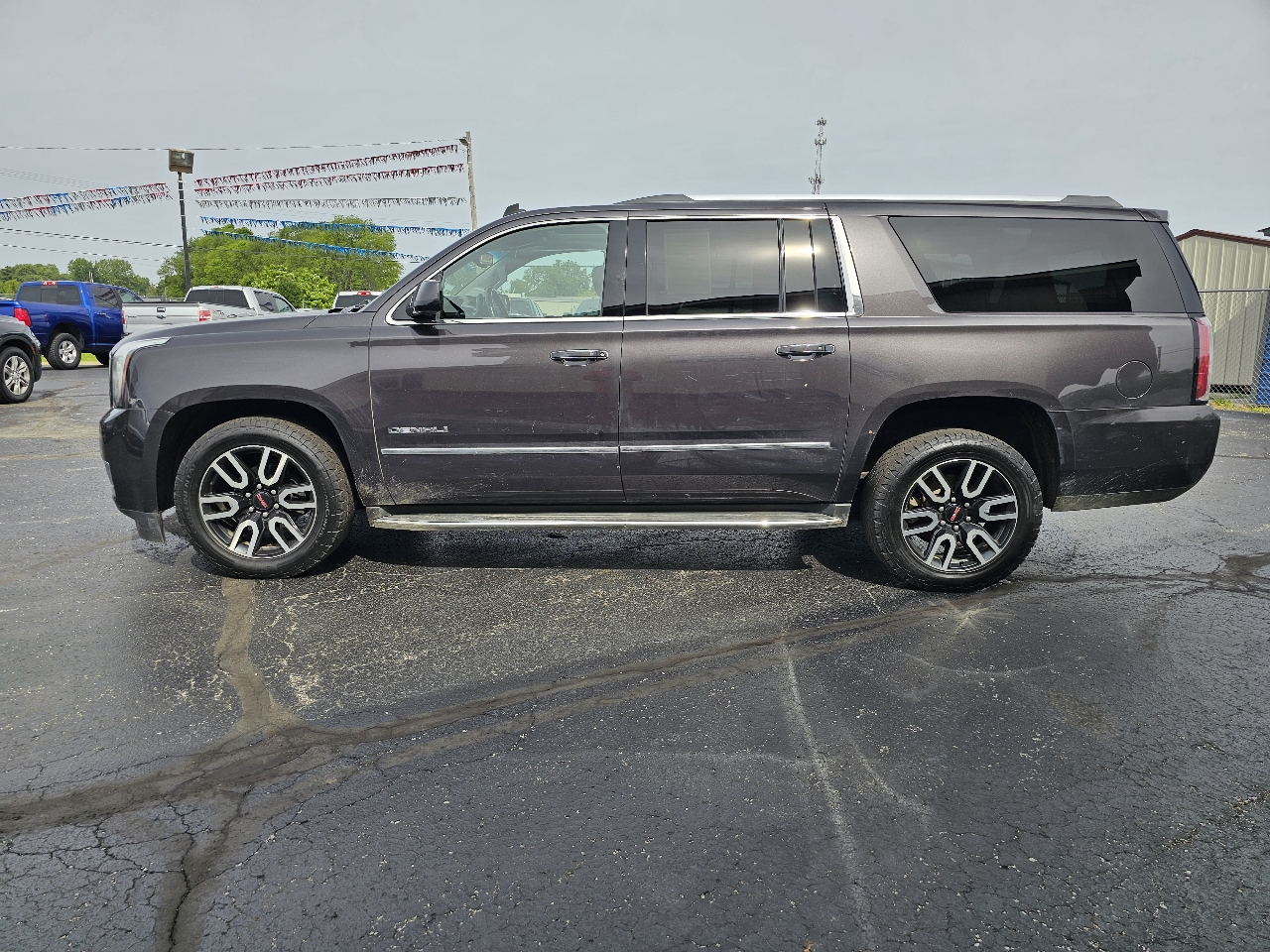 GMC Yukon XL 4WD 4dr Denali 2015