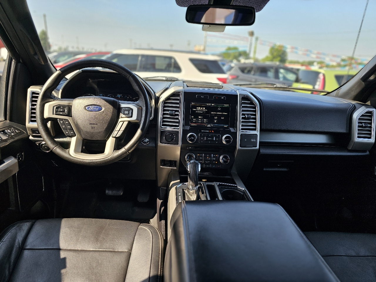Ford F-150 SuperCrew 139" Lariat 4WD 2015