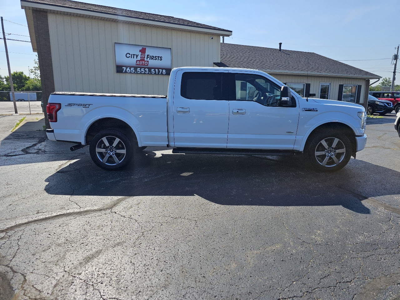 Ford F-150 SuperCrew 139" Lariat 4WD 2015