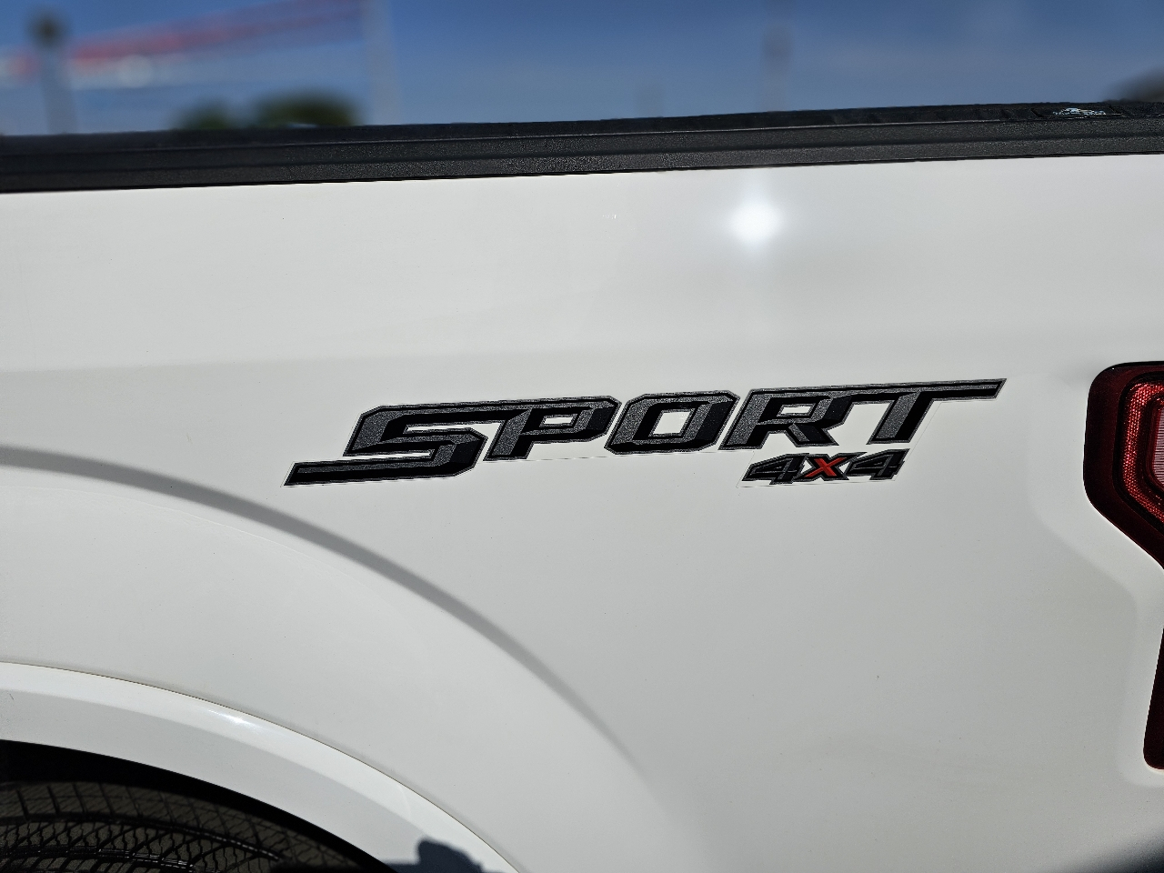 Ford F-150 SuperCrew 139" Lariat 4WD 2015