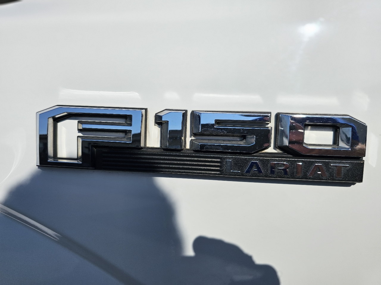 Ford F-150 SuperCrew 139" Lariat 4WD 2015