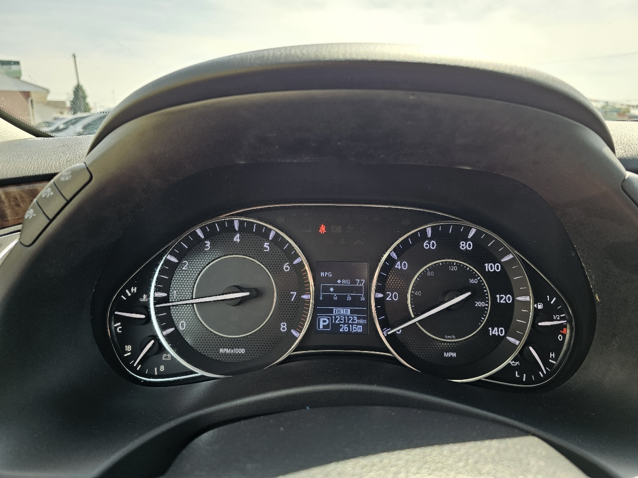Nissan Armada 4x4 Platinum 2019