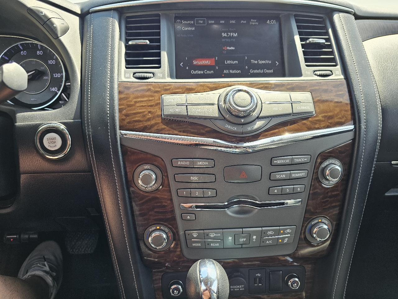 Nissan Armada 4x4 Platinum 2019