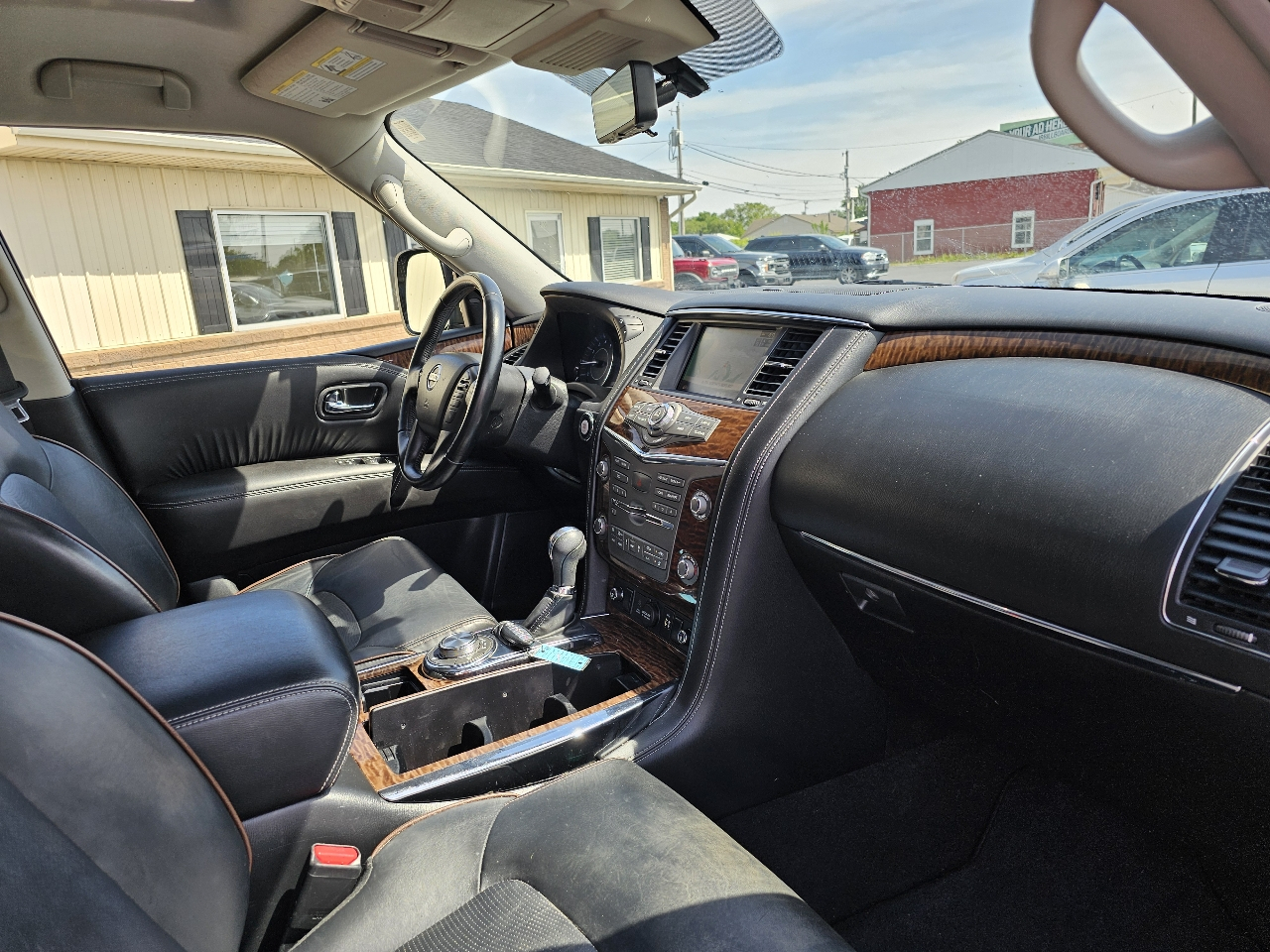 Nissan Armada 4x4 Platinum 2019