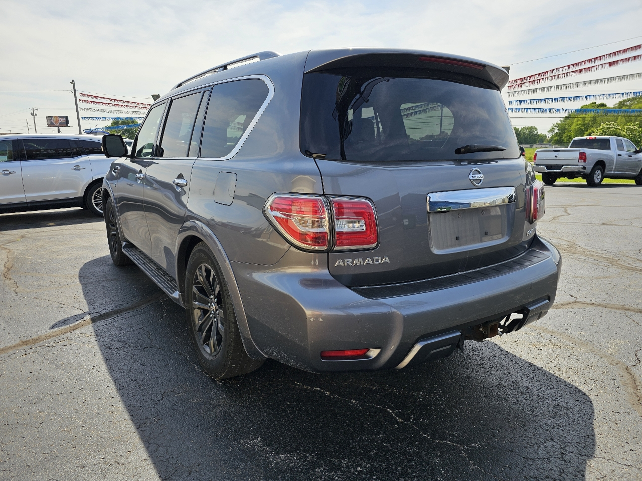 Nissan Armada 4x4 Platinum 2019
