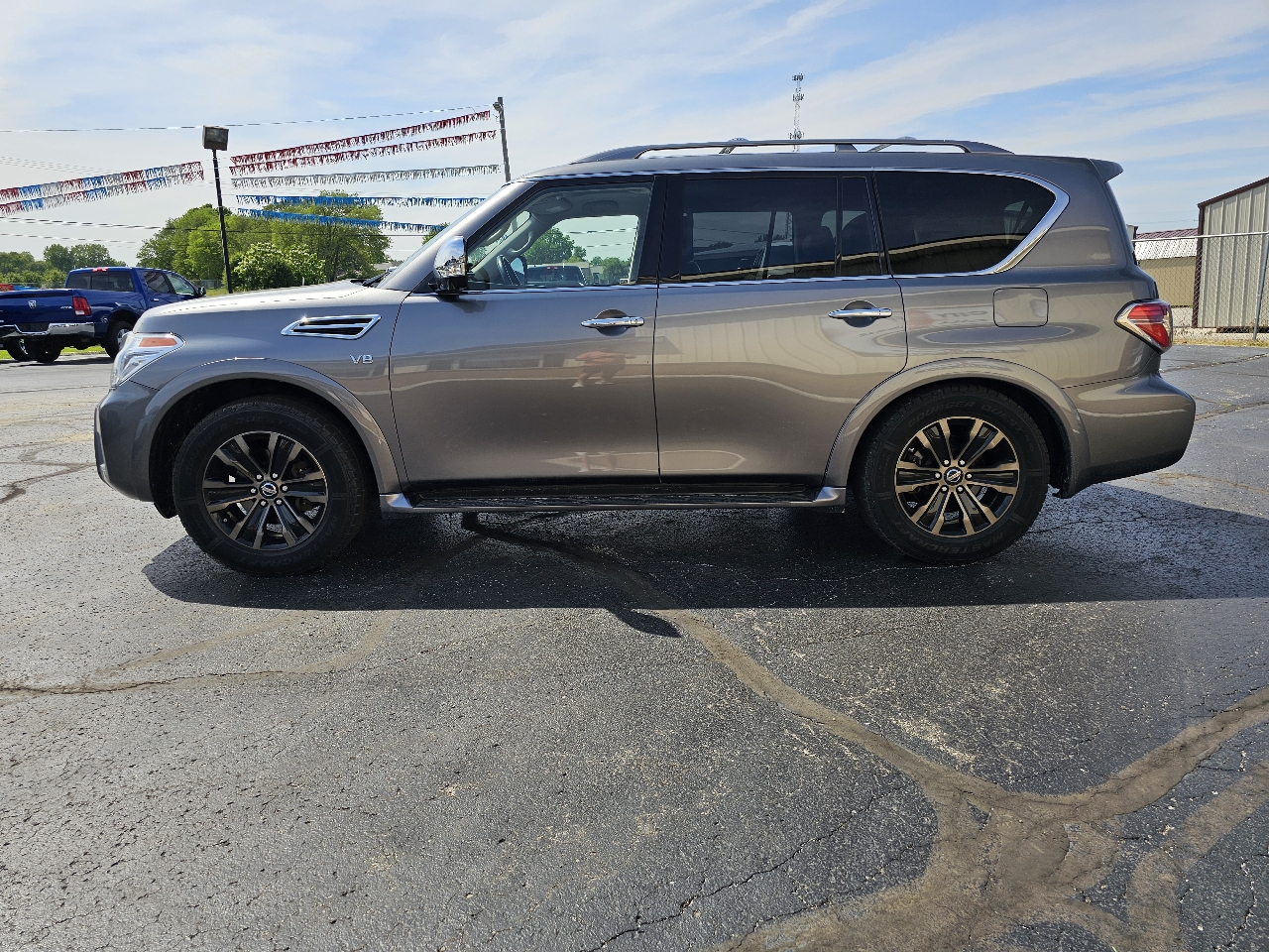 Nissan Armada 4x4 Platinum 2019