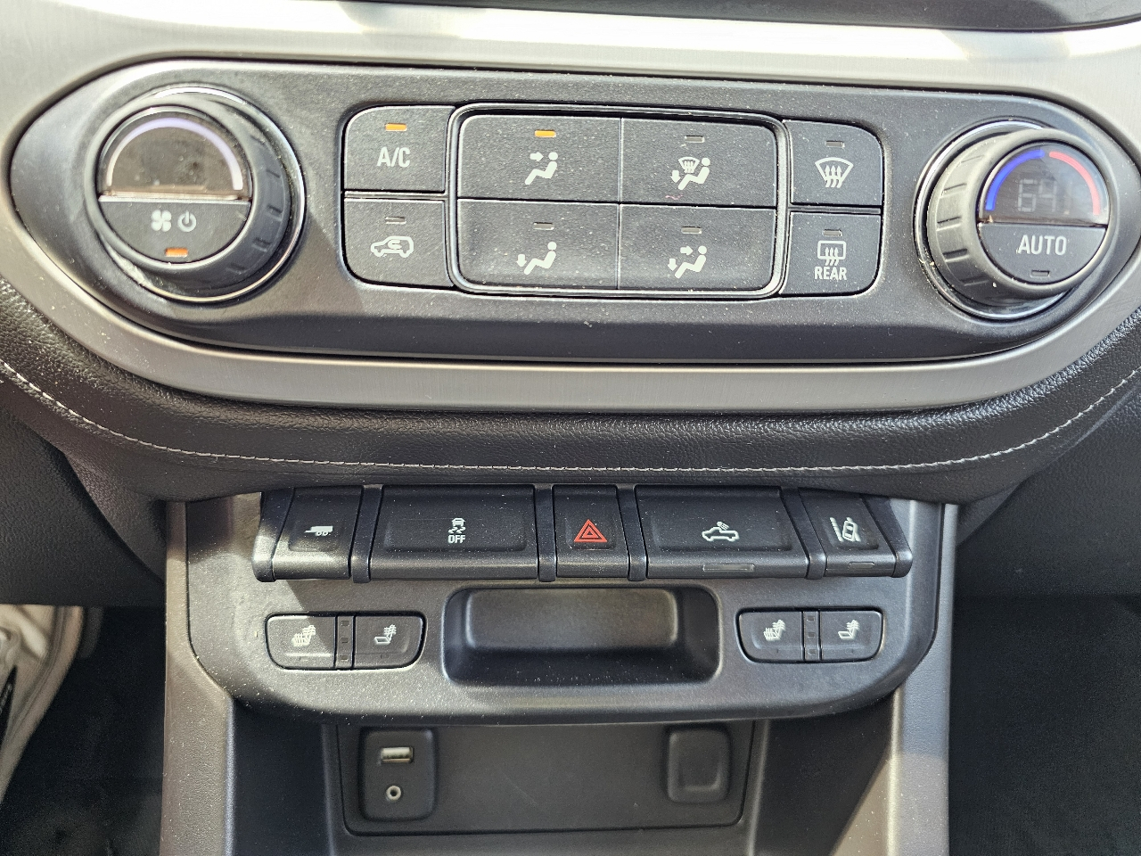 GMC Canyon 4WD Crew Cab 128.3" SLT 2016