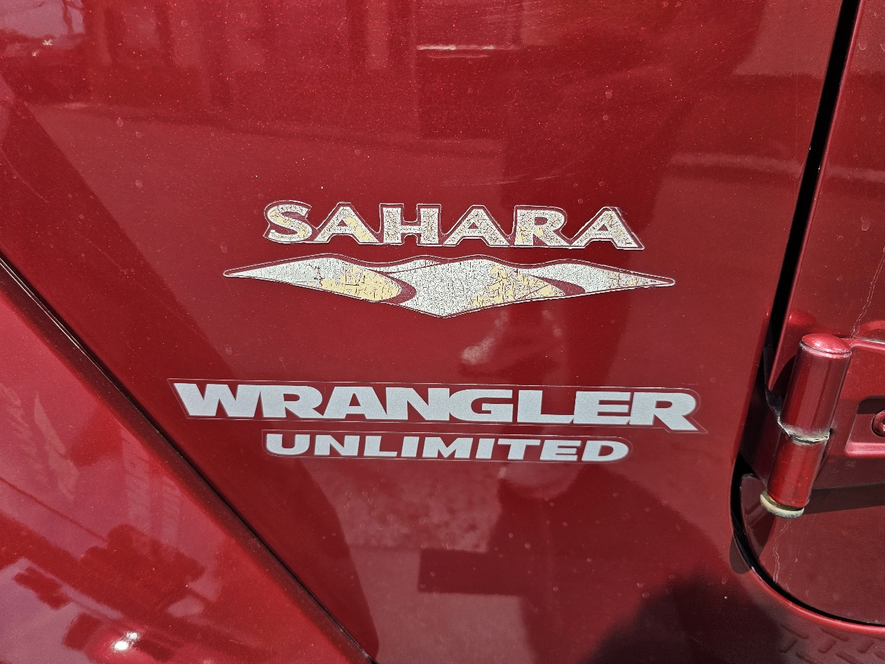 Jeep Wrangler Unlimited 4WD 4dr Sahara 2011