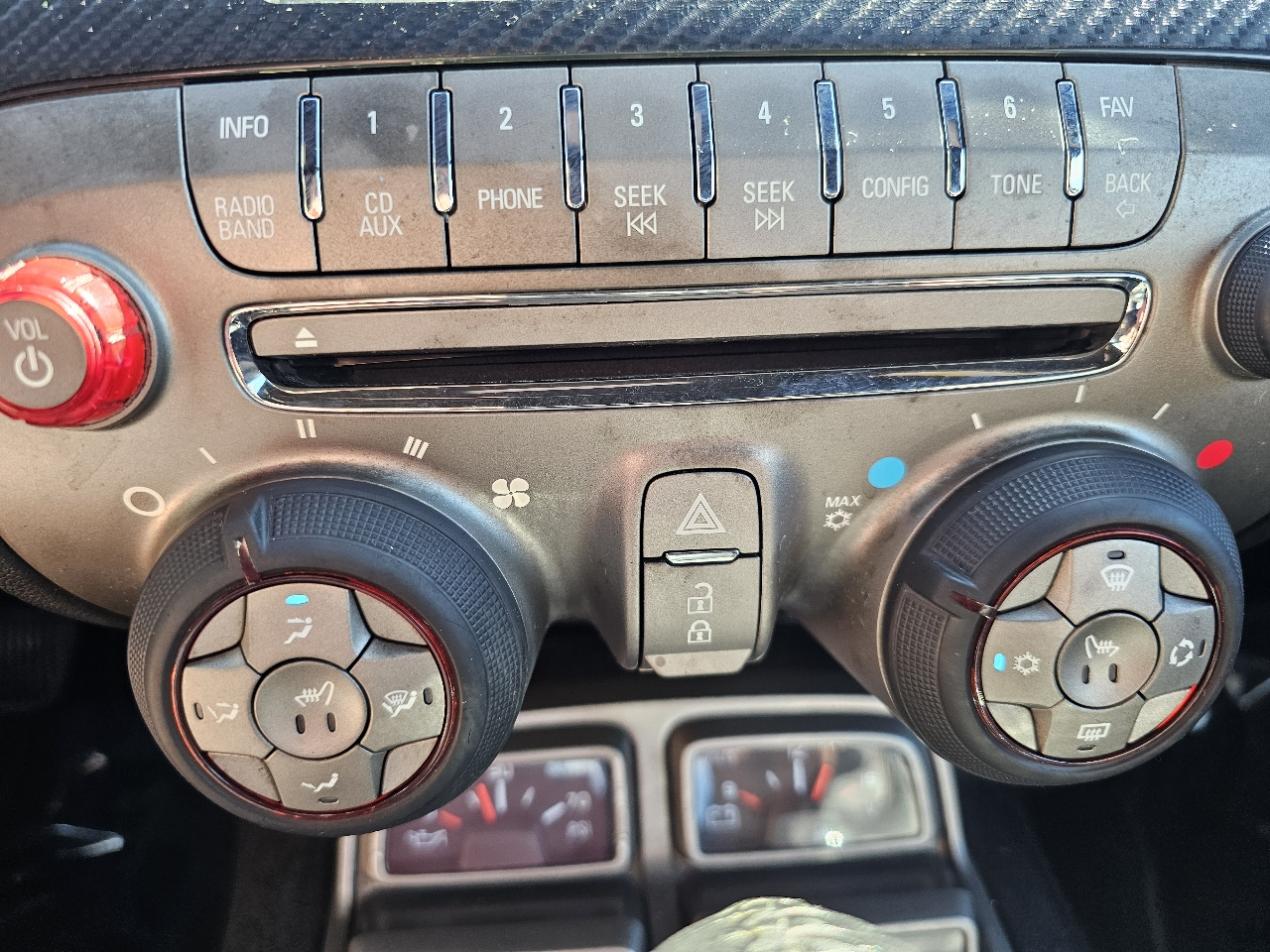 Chevrolet Camaro 2dr Cpe 2LT 2011