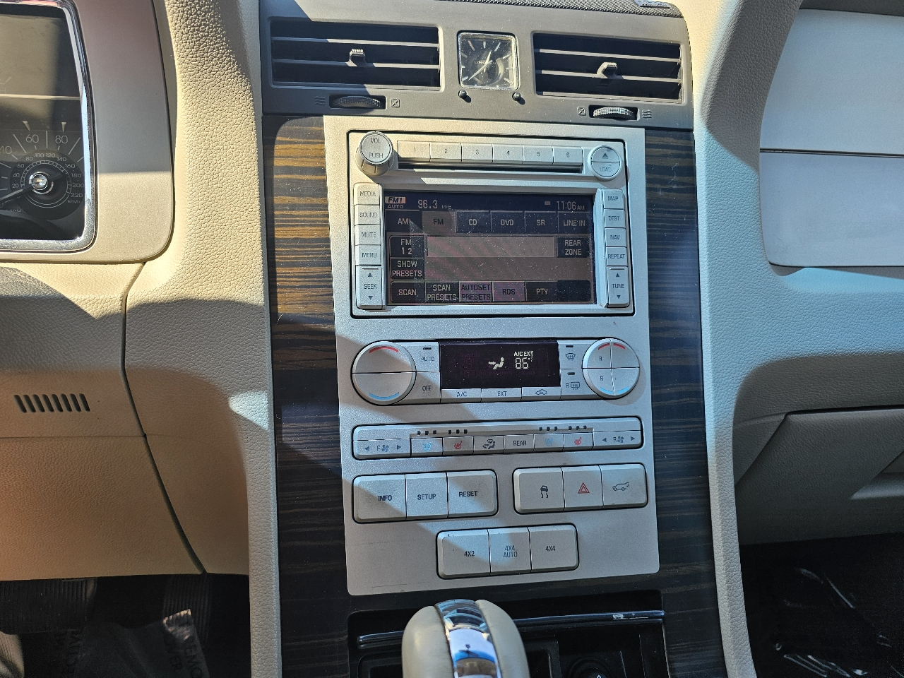 Lincoln Navigator 4WD 4dr 2007