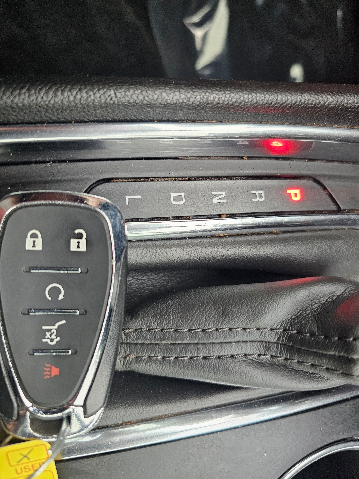 Chevrolet Traverse FWD 4dr LT Cloth w/1LT 2019