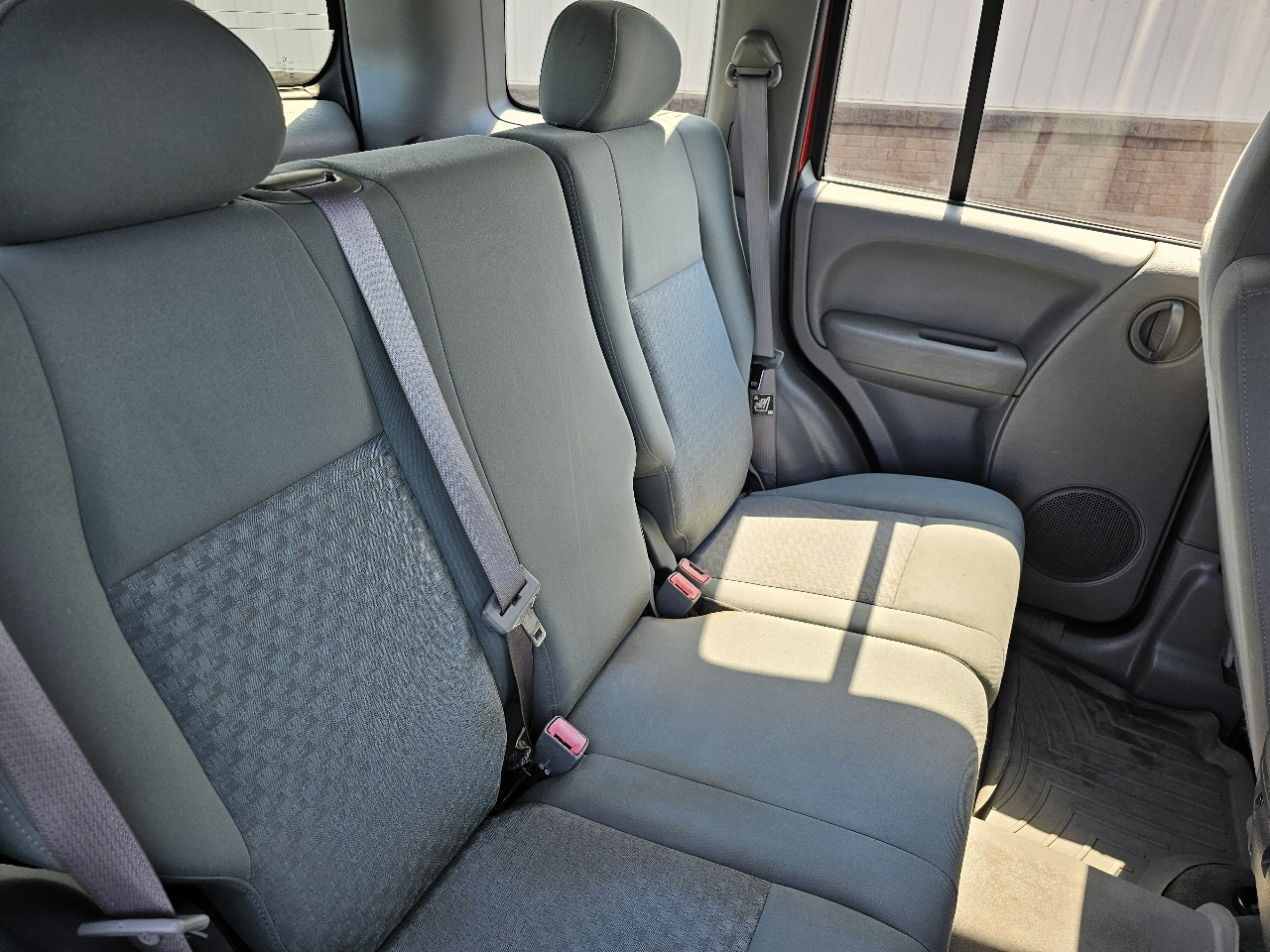 Jeep Liberty 4dr Sport 4WD 2006