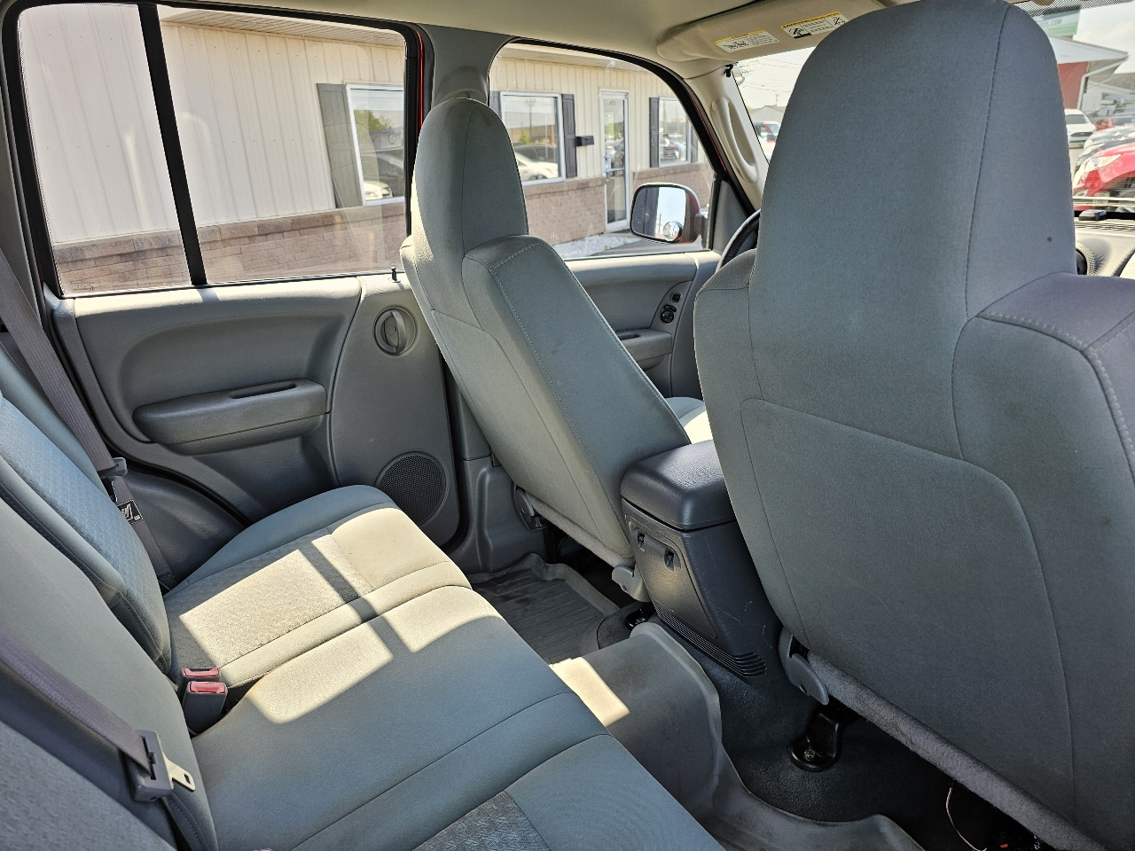 Jeep Liberty 4dr Sport 4WD 2006