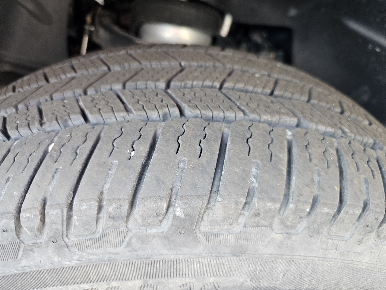 RAM 1500 Longhorn 4x4 Crew Cab 5'7" Box 2019