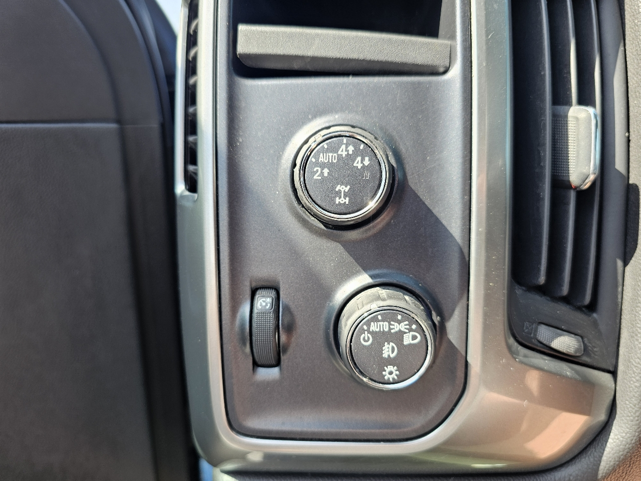 Chevrolet Silverado 1500 4WD Double Cab 143.5" LT w/1LT 2016