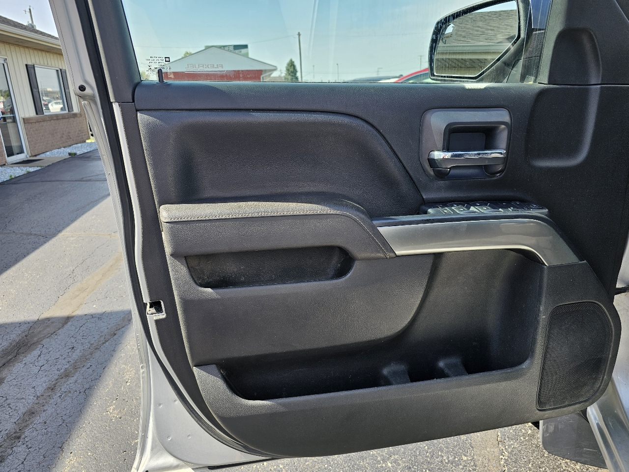 Chevrolet Silverado 1500 4WD Crew Cab 143.5" LT w/1LT 2017