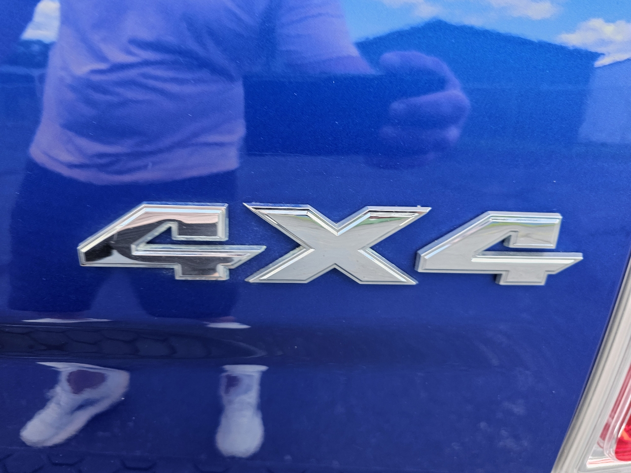RAM 1500 4WD Crew Cab 149" Laramie 2015