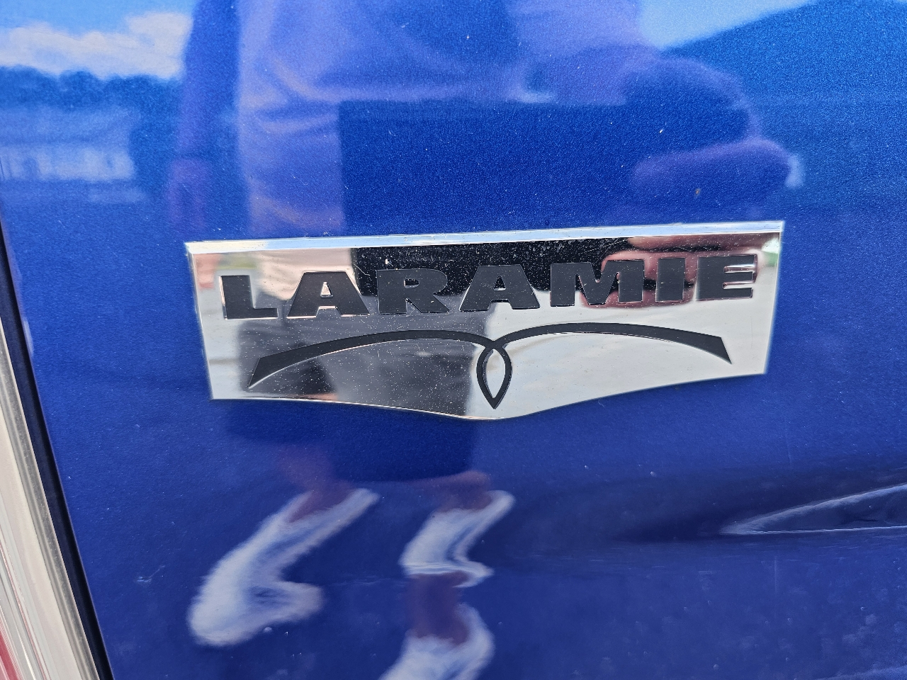 RAM 1500 4WD Crew Cab 149" Laramie 2015