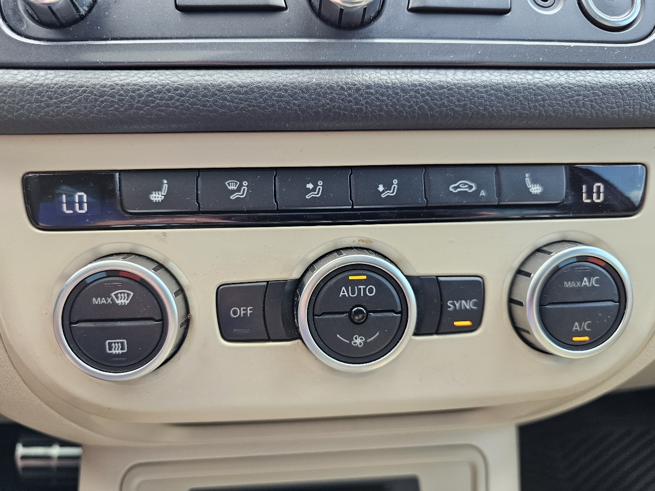 Volkswagen Tiguan 2WD 4dr Auto S 2014