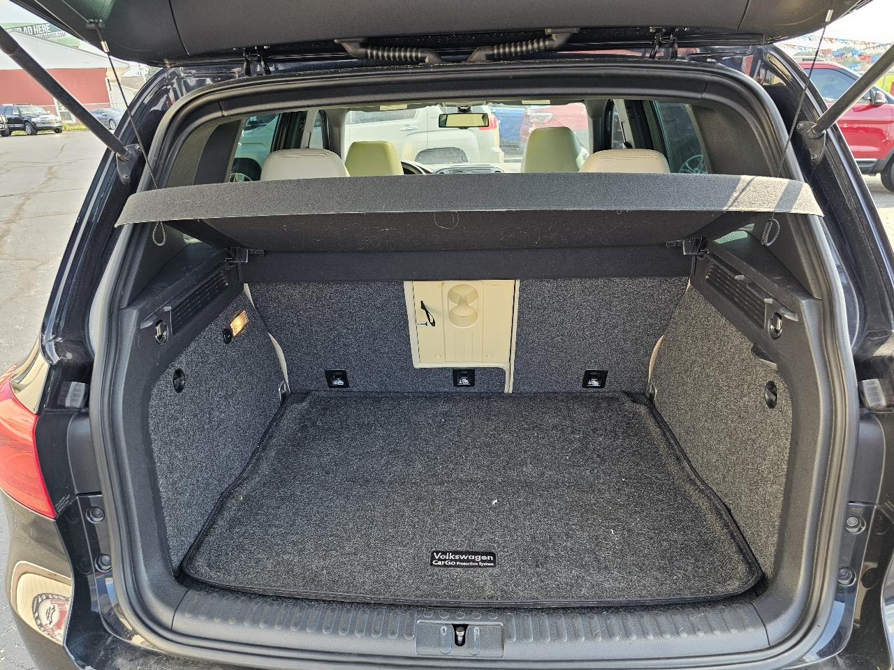 Volkswagen Tiguan 2WD 4dr Auto S 2014