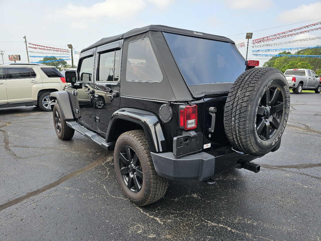 Jeep Wrangler Unlimited 4WD 4dr Altitude 2014