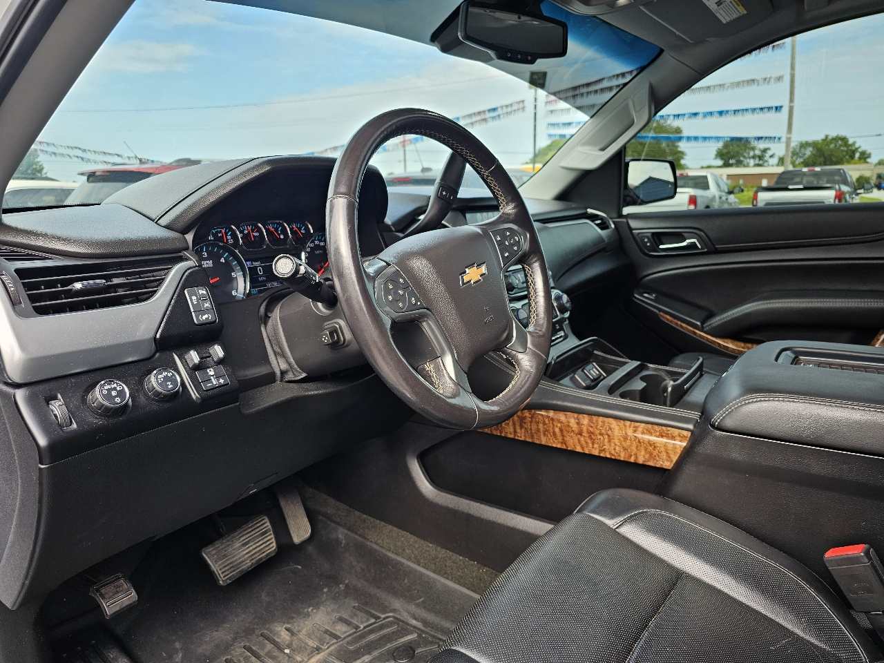 Chevrolet Tahoe 4WD 4dr Premier 2018