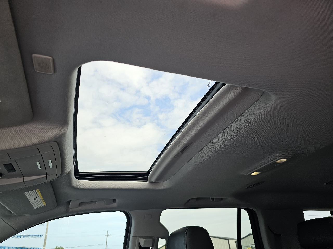 Chevrolet Tahoe 4WD 4dr Premier 2018