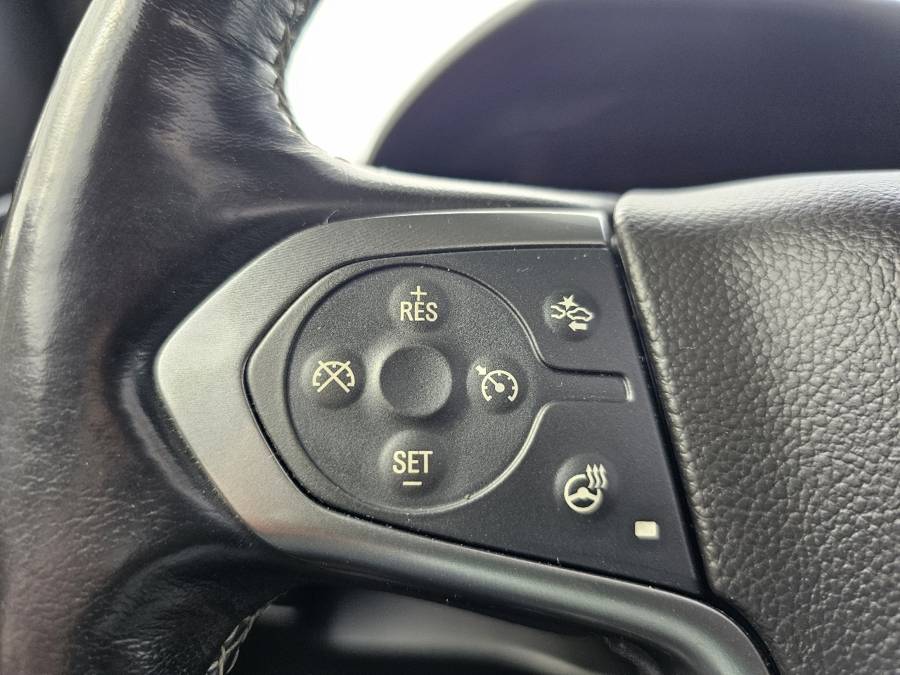Chevrolet Tahoe 4WD 4dr Premier 2018