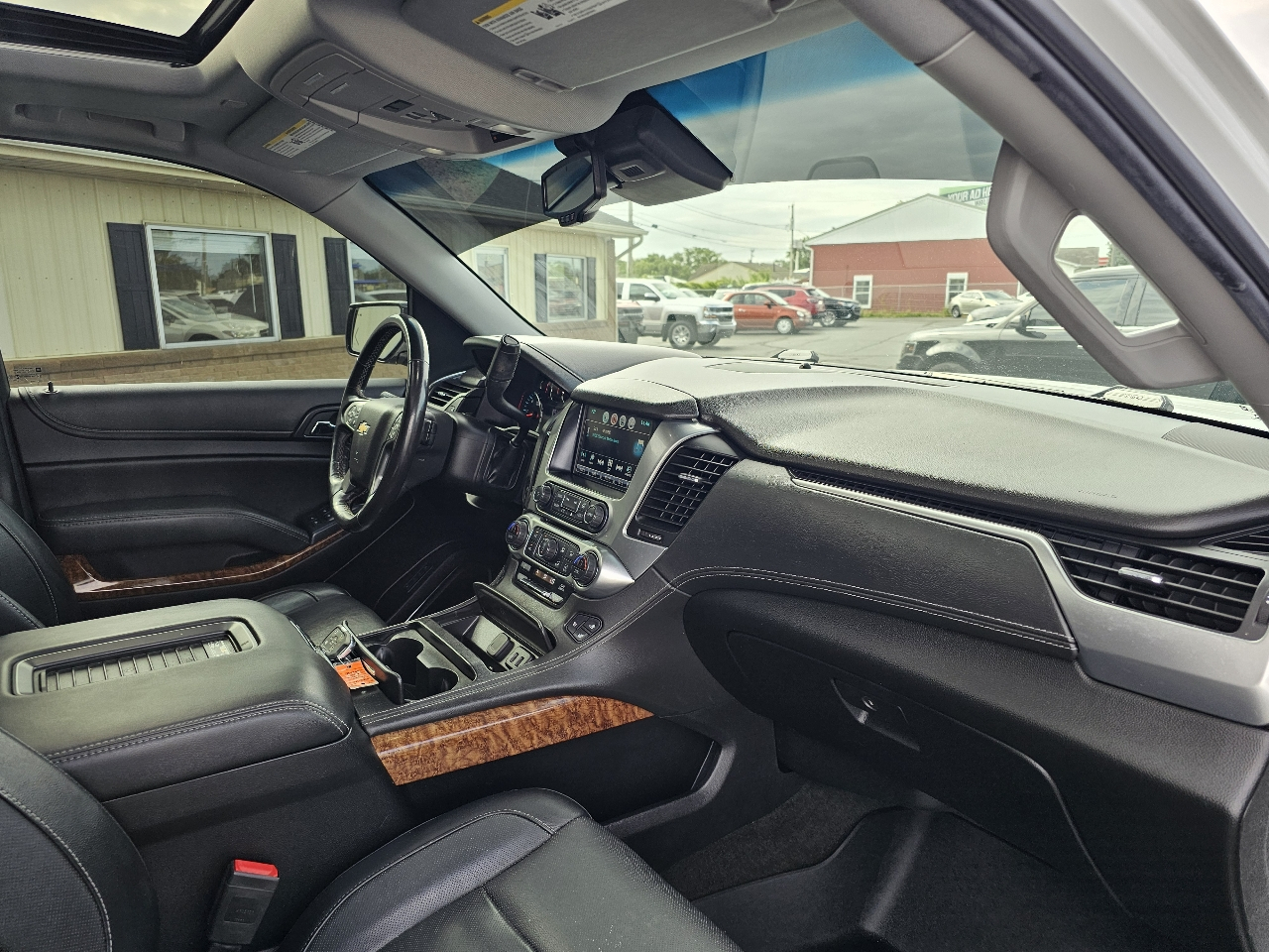Chevrolet Tahoe 4WD 4dr Premier 2018