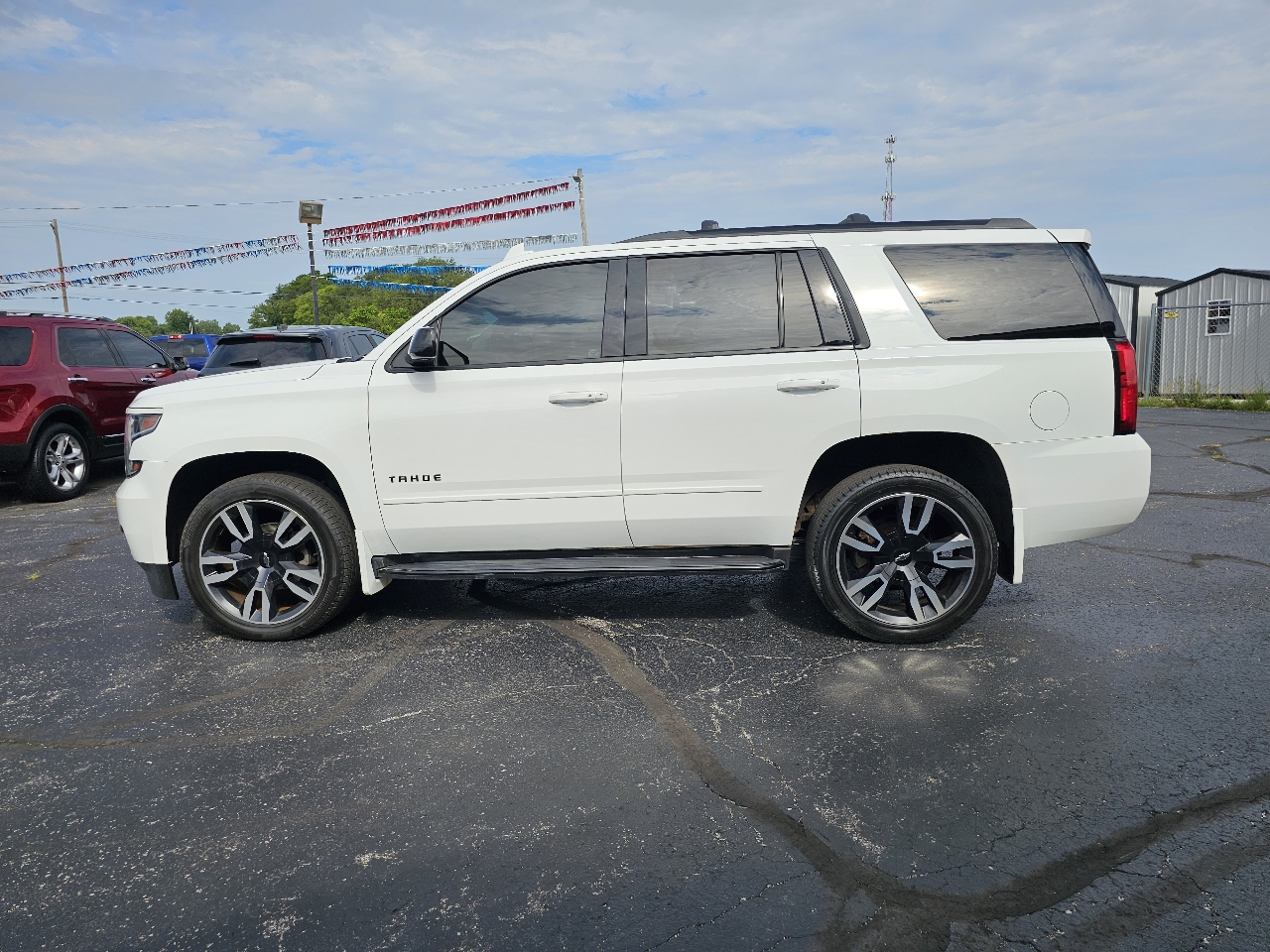 Chevrolet Tahoe 4WD 4dr Premier 2018
