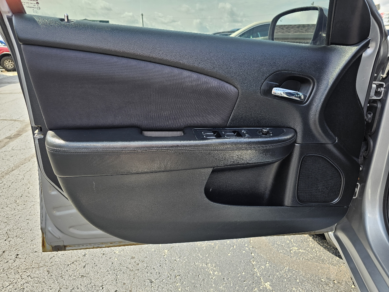 Chrysler 200 4dr Sdn Touring 2013