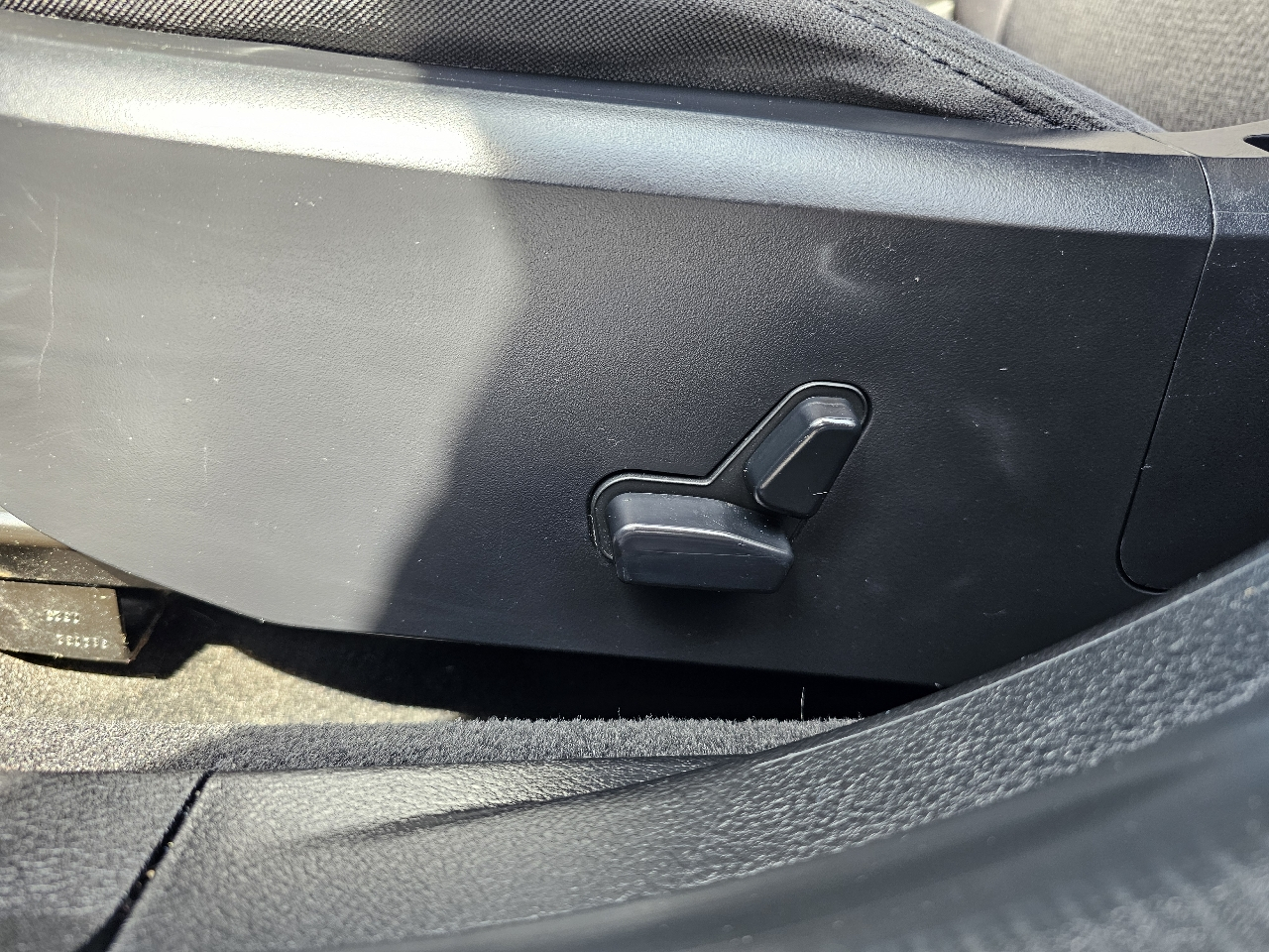 Chrysler 200 4dr Sdn Touring 2013