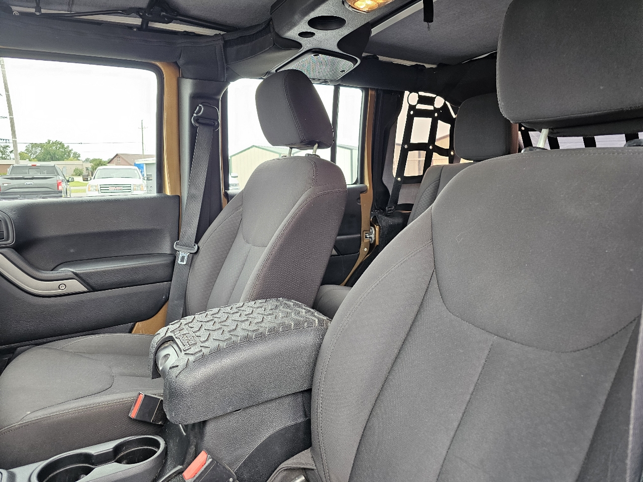 Jeep Wrangler Unlimited 4WD 4dr Sport 2015