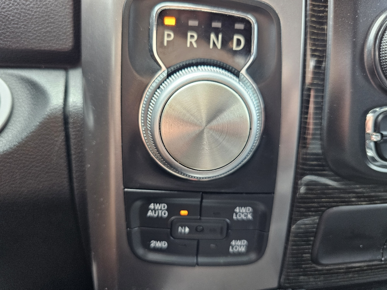 RAM 1500 Limited 4x4 Crew Cab 5'7" Box *Ltd Avail* 2018