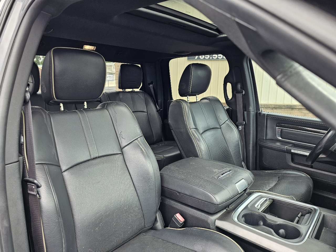 RAM 1500 Limited 4x4 Crew Cab 5'7" Box *Ltd Avail* 2018