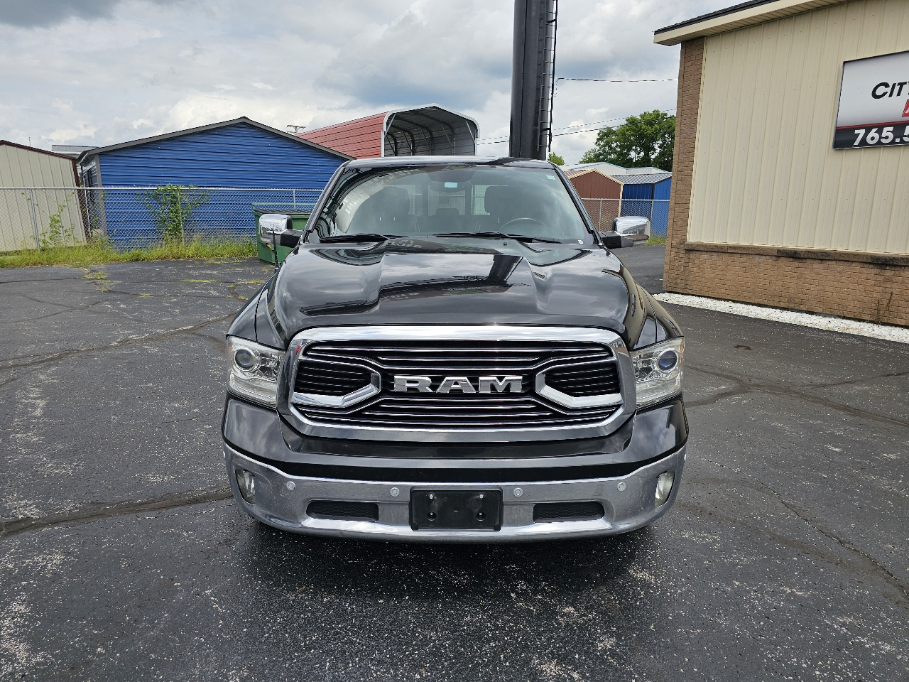 RAM 1500 Limited 4x4 Crew Cab 5'7" Box *Ltd Avail* 2018