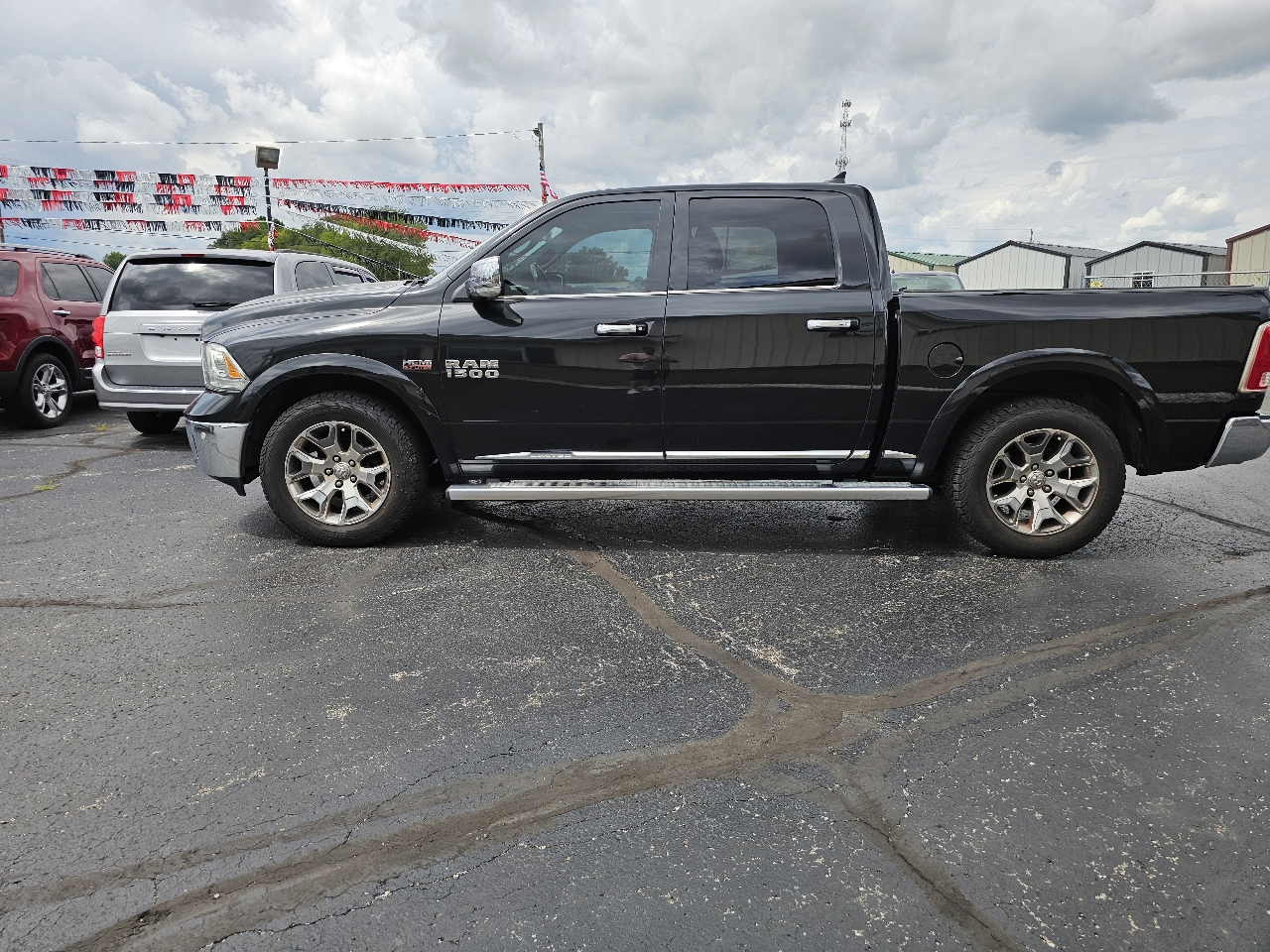 RAM 1500 Limited 4x4 Crew Cab 5'7" Box *Ltd Avail* 2018