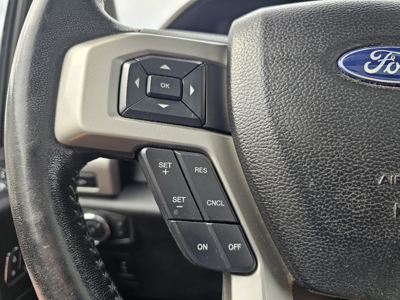 Ford F-150 Lariat 4WD SuperCrew 5.5' Box 2018