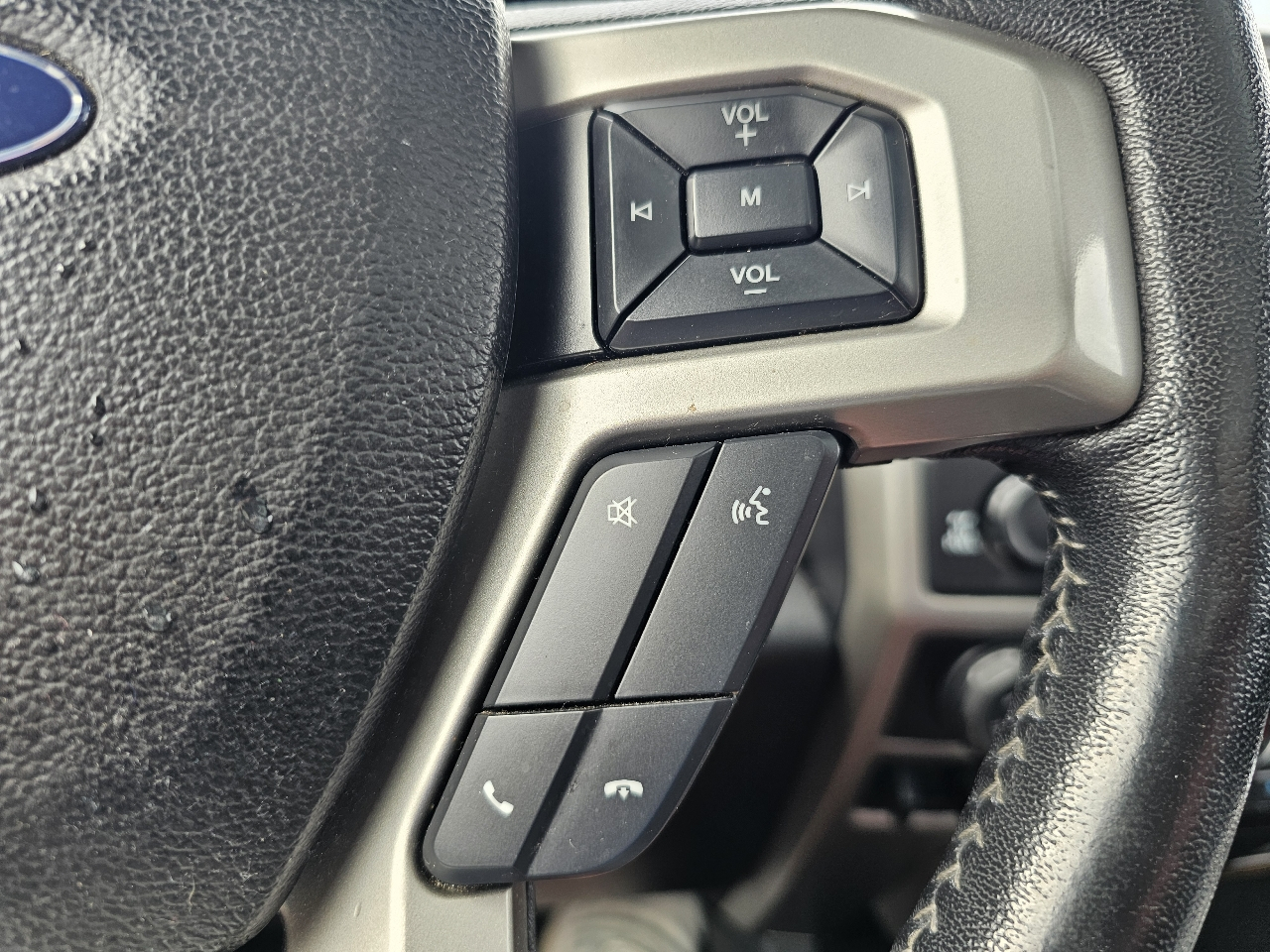 Ford F-150 Lariat 4WD SuperCrew 5.5' Box 2018