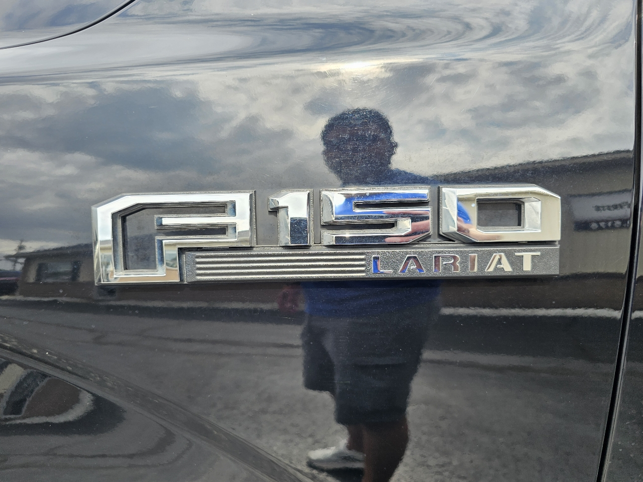 Ford F-150 Lariat 4WD SuperCrew 5.5' Box 2018