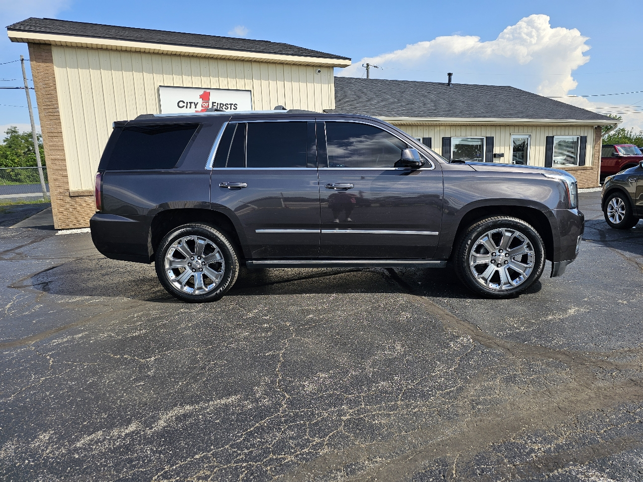 GMC Yukon 4WD 4dr Denali 2016