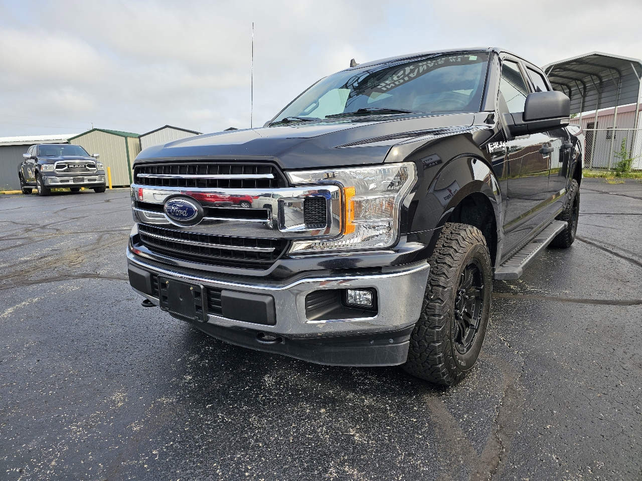 Ford F-150 4WD SuperCrew 145" XLT 2019