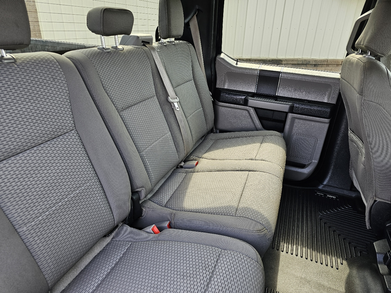 Ford F-150 4WD SuperCrew 145" XLT 2019