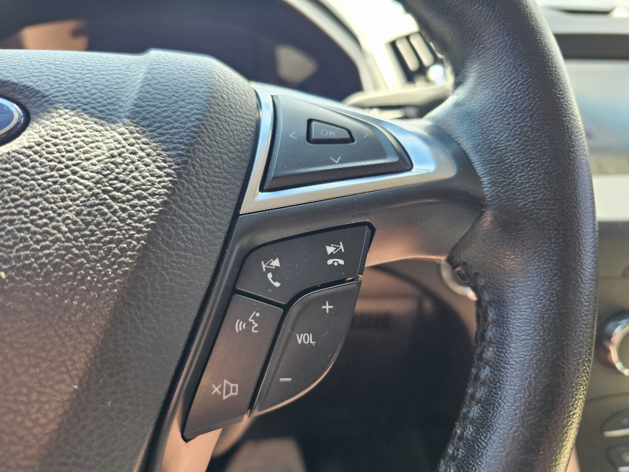 Ford Edge SEL FWD 2019