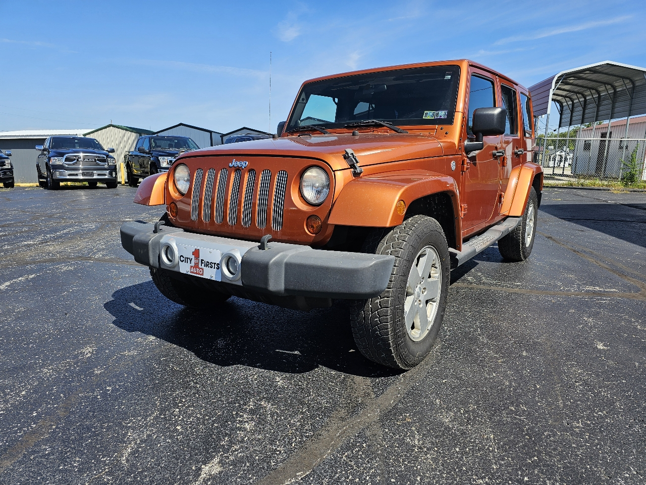 Jeep Wrangler Unlimited 4WD 4dr Sahara 2011