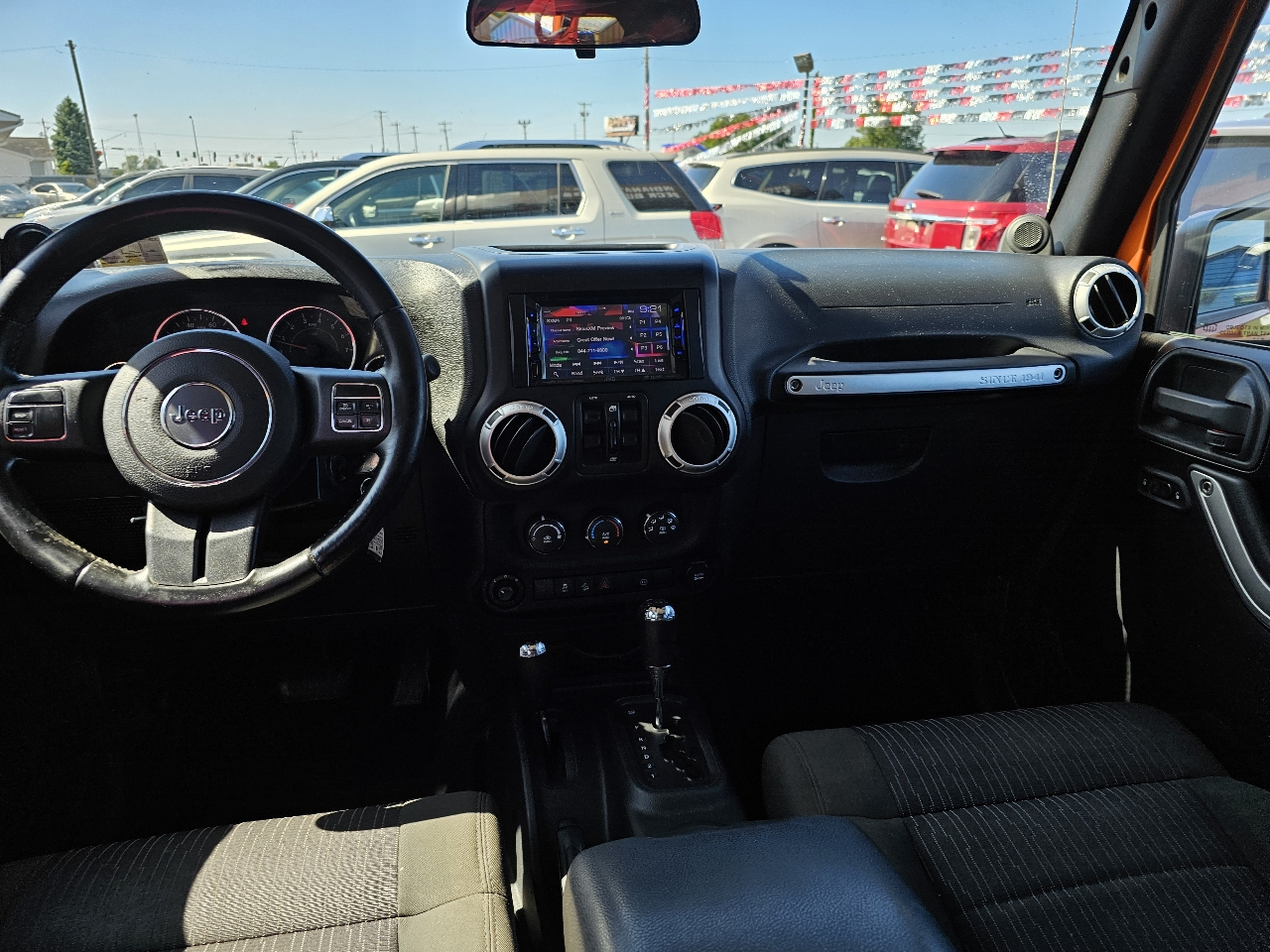 Jeep Wrangler Unlimited 4WD 4dr Sahara 2011